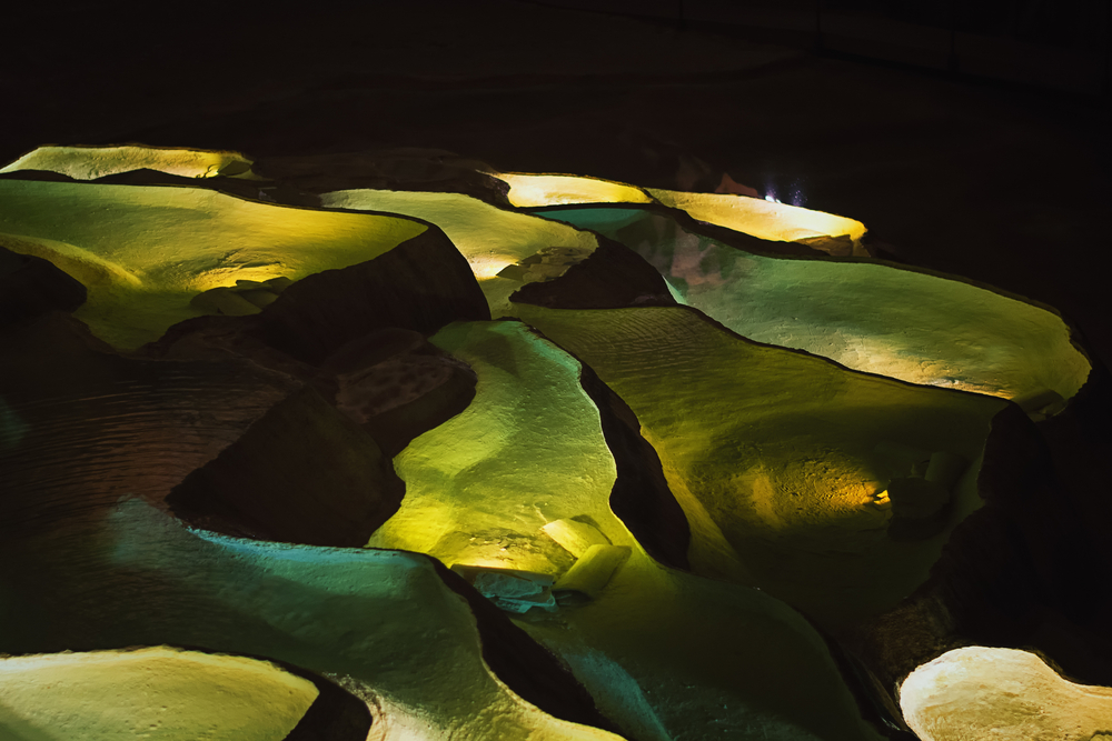 plus-belle-grotte-france-saint-marcel